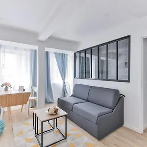  Apartamento Beautiful Flat Next To Saint Lazare Opera